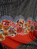 tricot in retro sfeer met randmotief