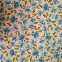 quiltkatoen creme met aqua en groen bloemetje