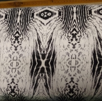 zwart wit viscose slangenprint  tricot