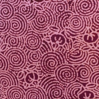 Faq 50 bij 55 cm Tissu de Marie  grove cirkel stippen bordeaux met roze