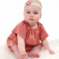 naaipatroon baby off shoulderjurk
