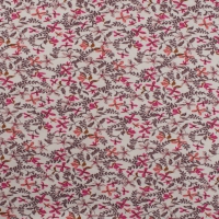Katoenen tricot met kleine roze bloemetjes op roomwit