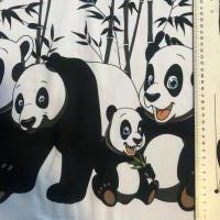 Wit tricot met randmotief van pandaberen